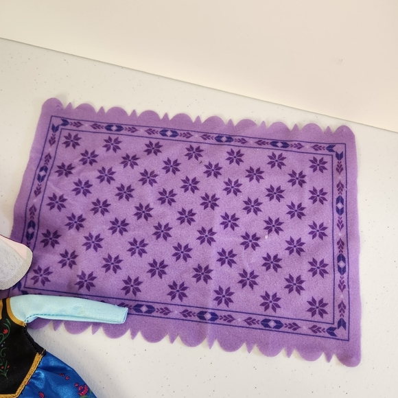 Disney Frozen Anna Elsa Clothing Lot Replacement Parts Belt Blanket Dress - Picture 5 of 7